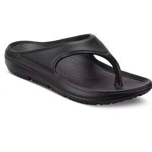 Club Room Men's Remy Thong Sandals
